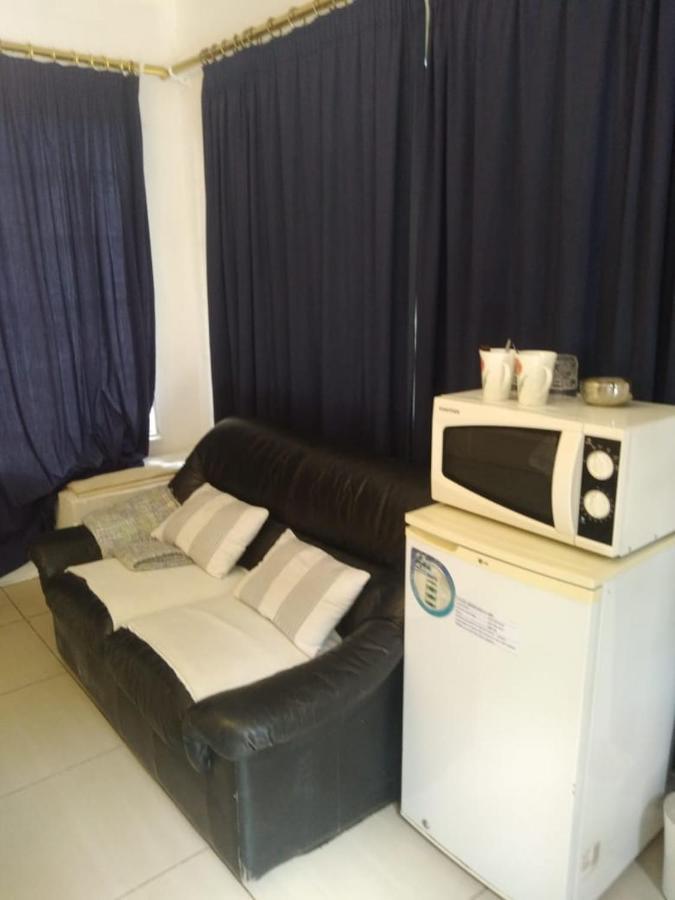 Amethyst Suites Springs  Kültér fotó